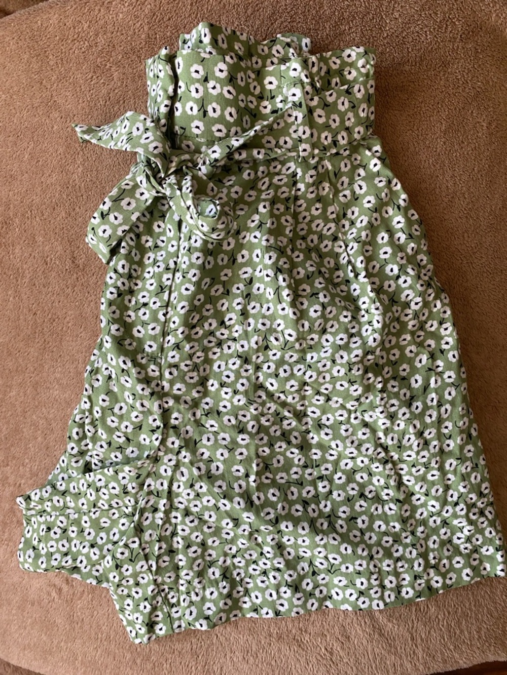 H&M Green Floral Paperbag Waist Shorts Sz.4 NWOT - Picture 6 of 8